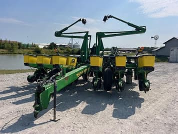 Main image John Deere 1760